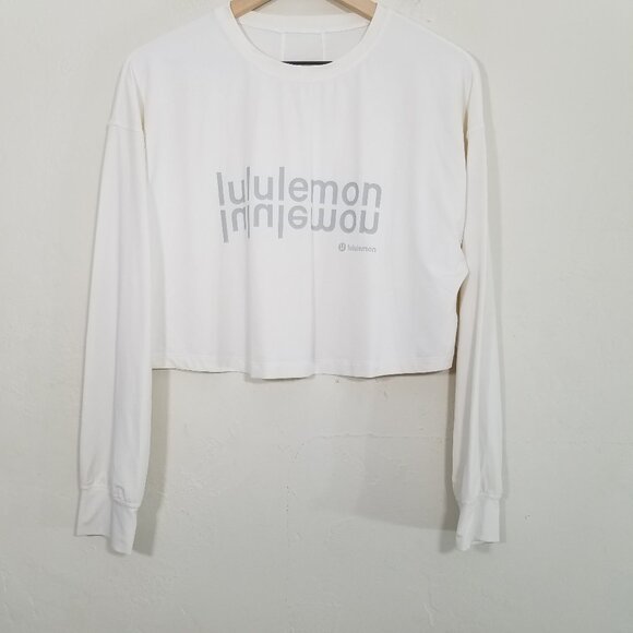 lululemon athletica Tops - Lululemon Cropped Top Long Sleeve